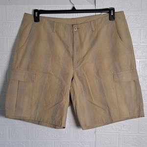 Patagonia Men's Plaid Cargo Shorts 40